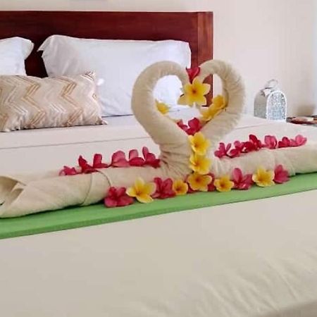 Pineapple Guest House Гили Еър Екстериор снимка